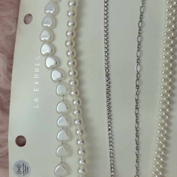 Brand New L.A EXPRESS MULTI-CHOKER Necklace Set-5CT. - Picture 3 of 3